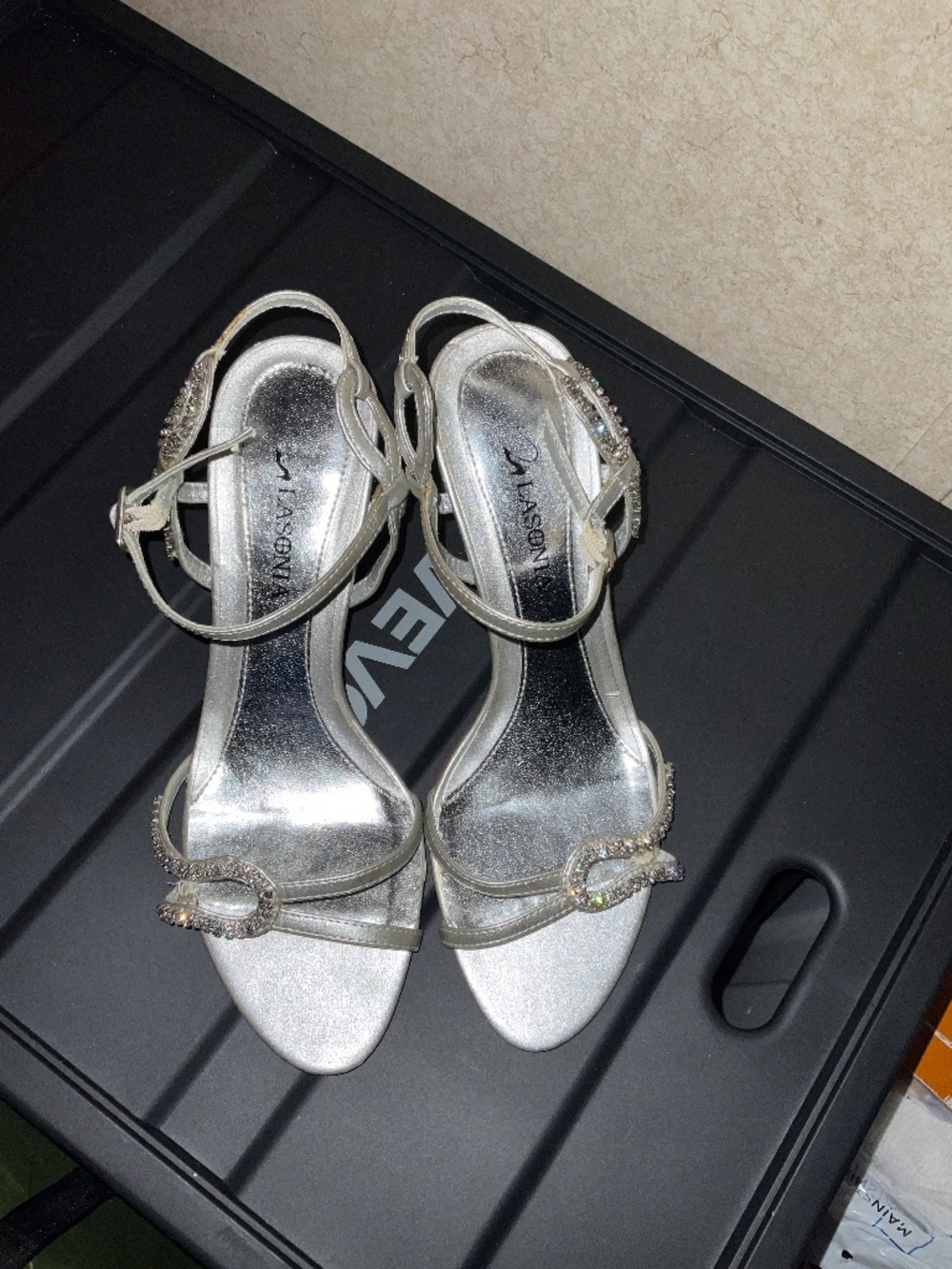 Lasonia shoes size 8 1/2 silver